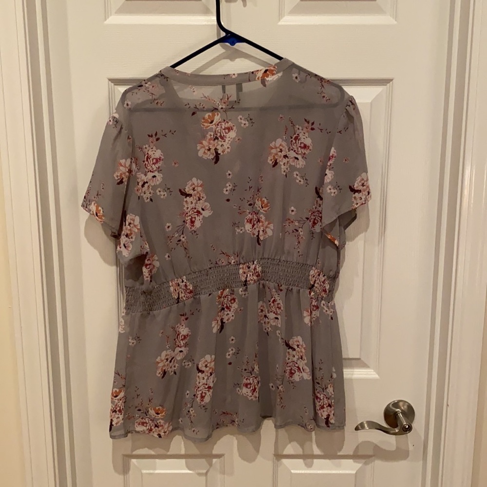 Shirt - Picture 2 of 2